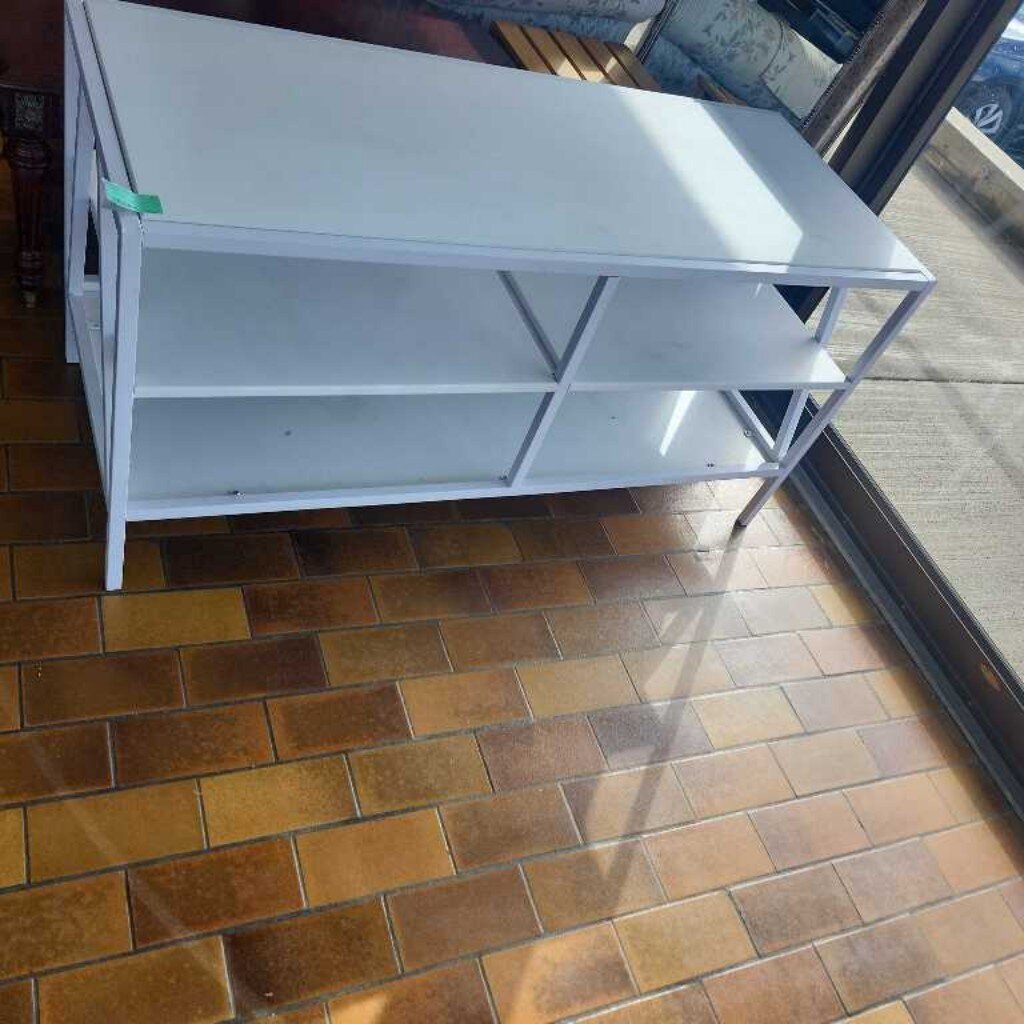 White Tv Table