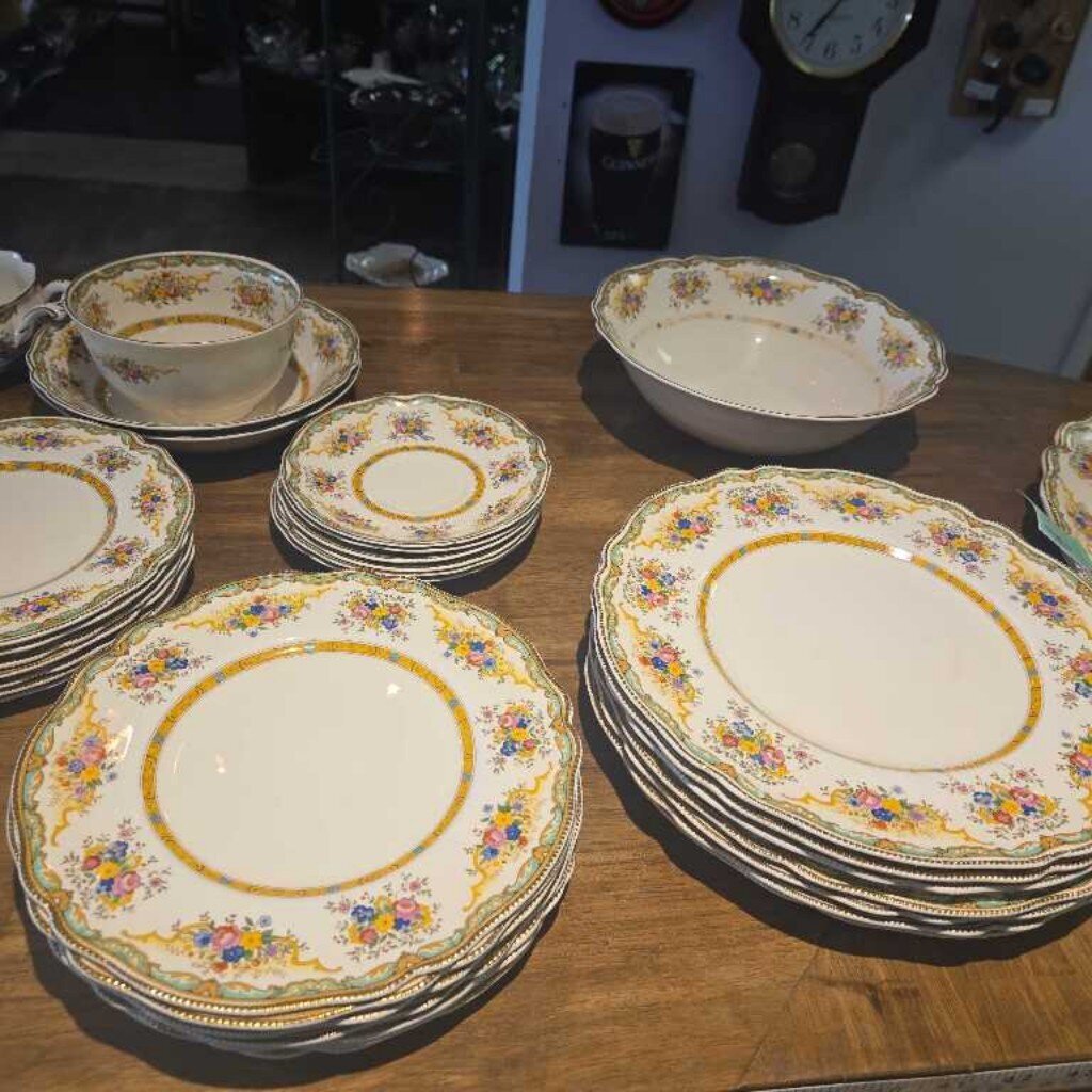 47 pc Old Staffordshire Dish Set