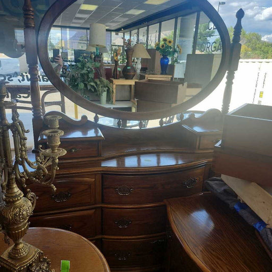 11 Drawer Dresser With Mirror