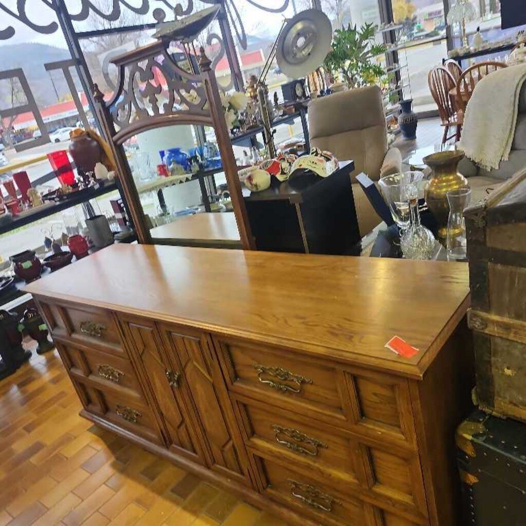 Mediterranean Triple Solid Wood Dresser With Mirror