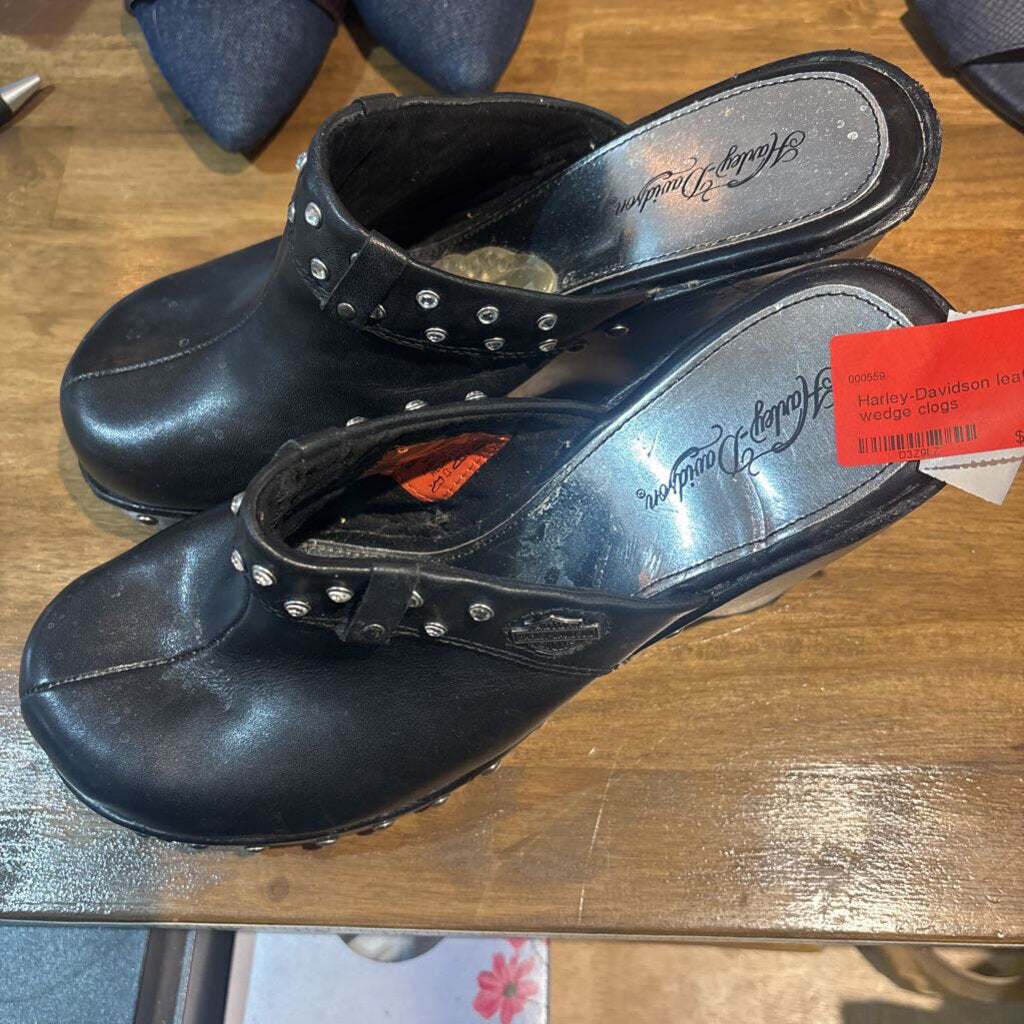 Harley-Davidson leather wedge clogs